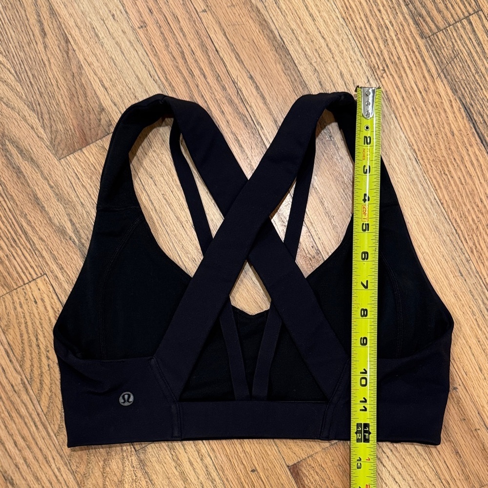 Lululemon Women's Black Strappy Sports Bra Size: 6 - Picture 4 of 5